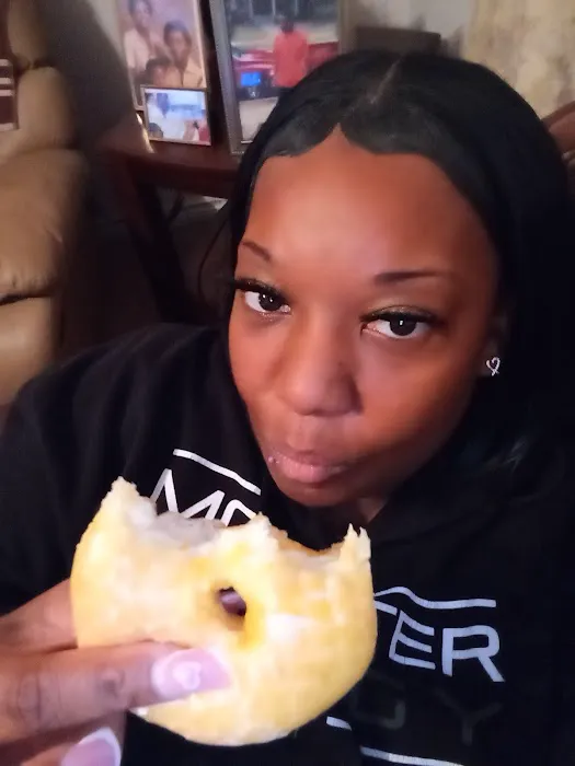 Donut Palace Picture 7