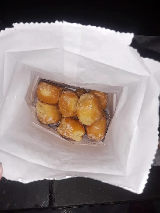 Donut Palace Picture 6