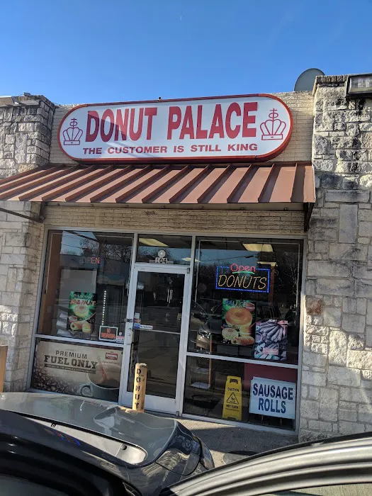 Donut Palace Picture 10