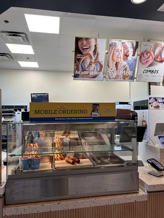 Auntie Anne's-Wylie Picture 10