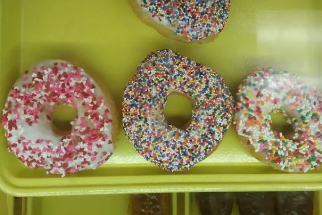 Vaughn's Donuts & Bakery