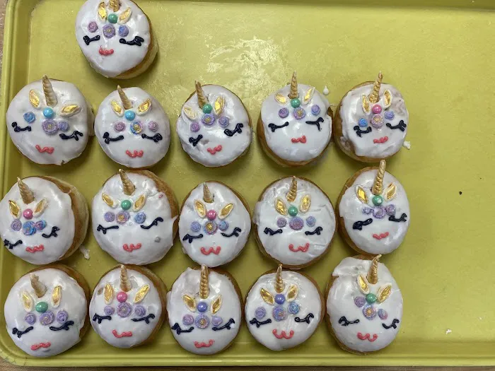 Supreme Donuts Picture 6