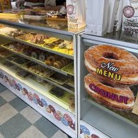 Supreme Donuts ico