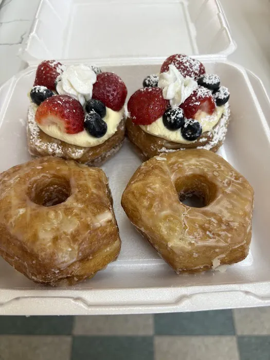 Supreme Donuts Picture 5