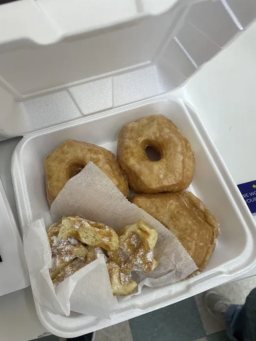 Supreme Donuts Picture 4
