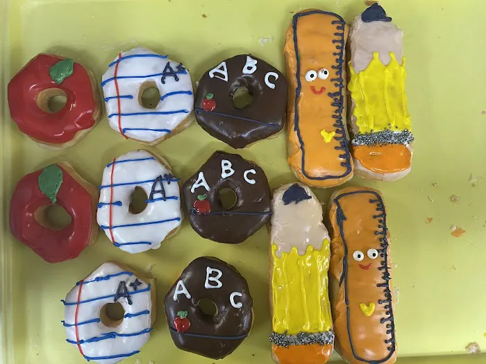 Supreme Donuts Picture 10