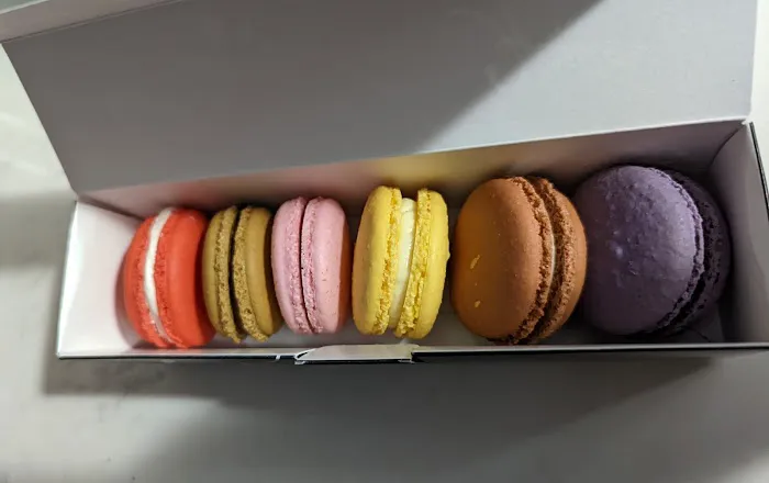Haute Sweets Lake Highlands Picture 1