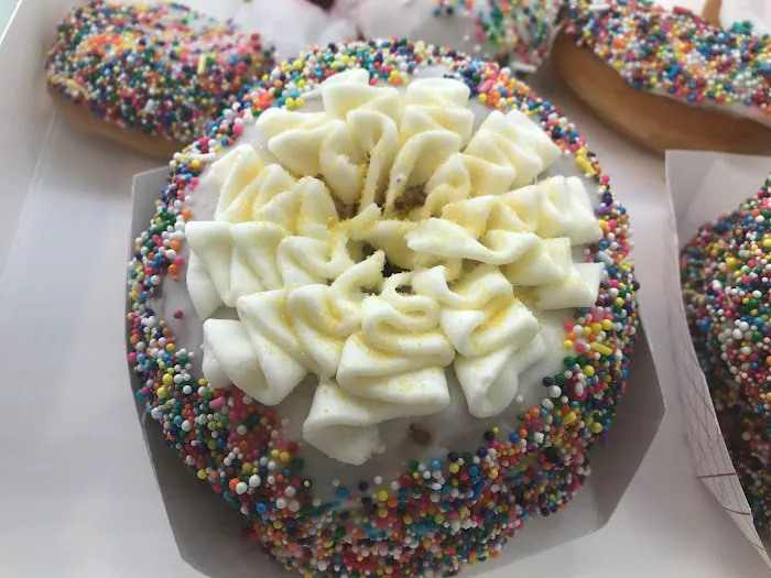 Wowdy Donuts Picture 3