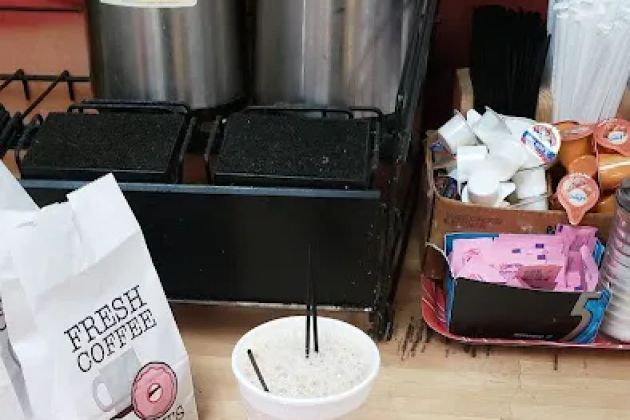 Sweet Life Donuts