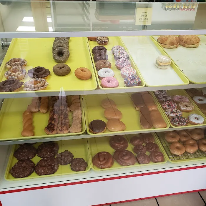 Sweet Life Donuts Picture 10