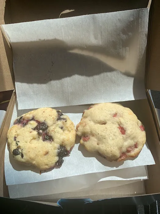 Ashanti's Treats Picture 2