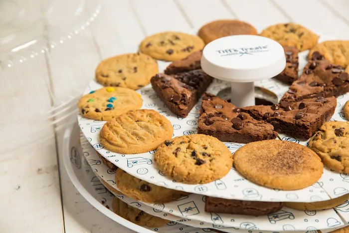 Tiff's Treats Cookie Delivery Picture 3