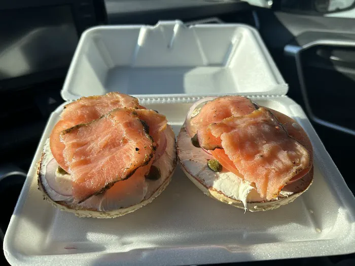 Benny's Bagels Picture 3