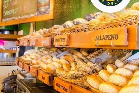 Benny's Bagels