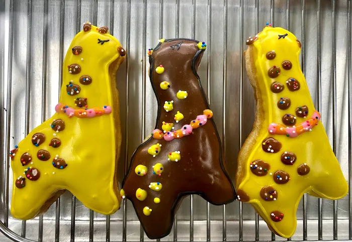 Family Donuts Picture 6