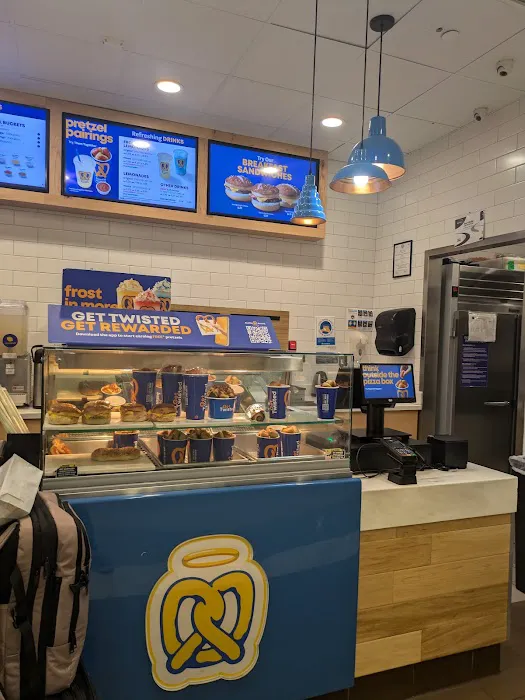 Auntie Anne's Picture 1
