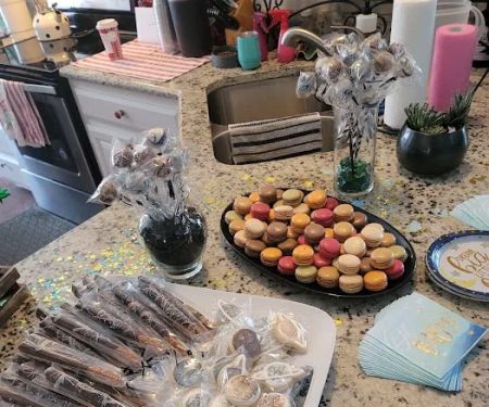 Cake Pops by Alli