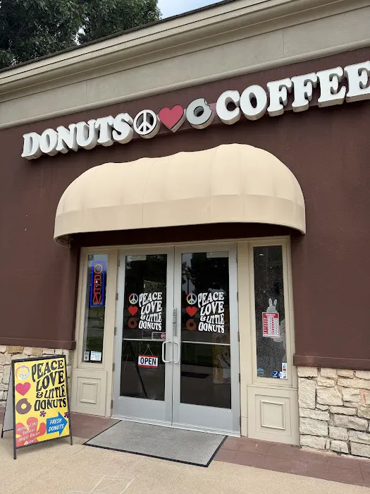 Peace, Love and Little Donuts of Southlake Picture 9