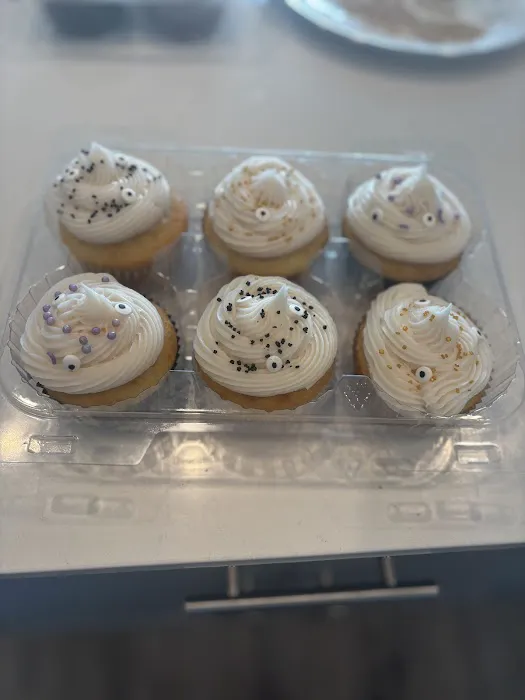 Velvet Whisk Bakery Picture 10