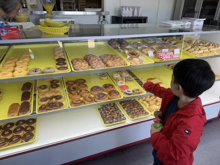 J J Donut Shop Picture 10
