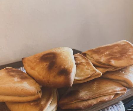 Anya's Bakery