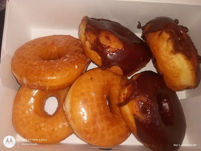 Donuts-N-Coffee Picture 7