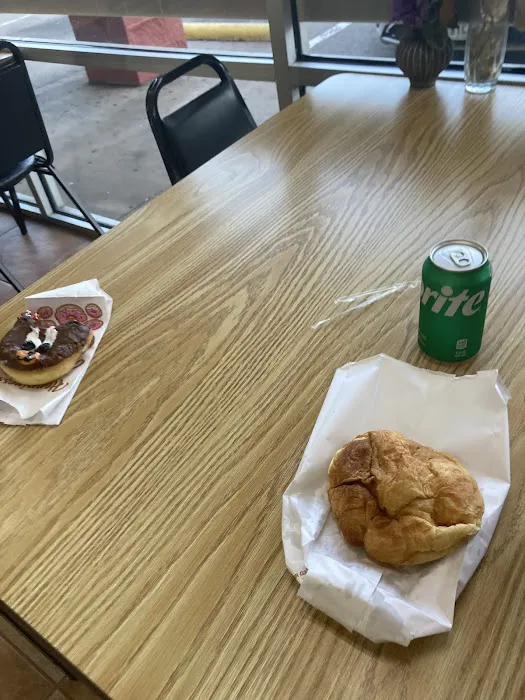Delightful Donut Shop Picture 8