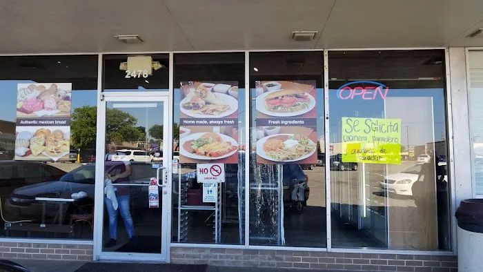 Tia Dora's Bakery Picture 8
