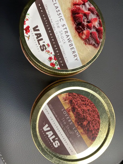 Val's Cheesecakes Picture 10
