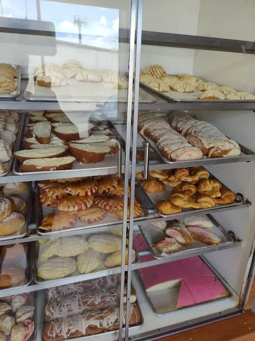 Panaderia La Unión Picture 9