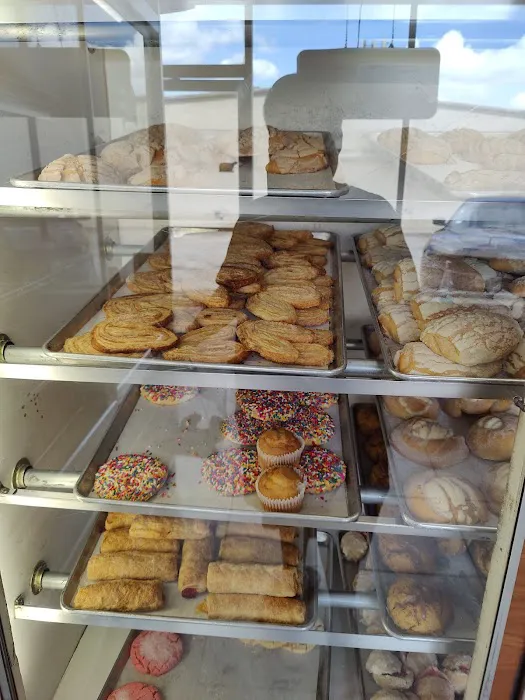 Panaderia La Unión Picture 2