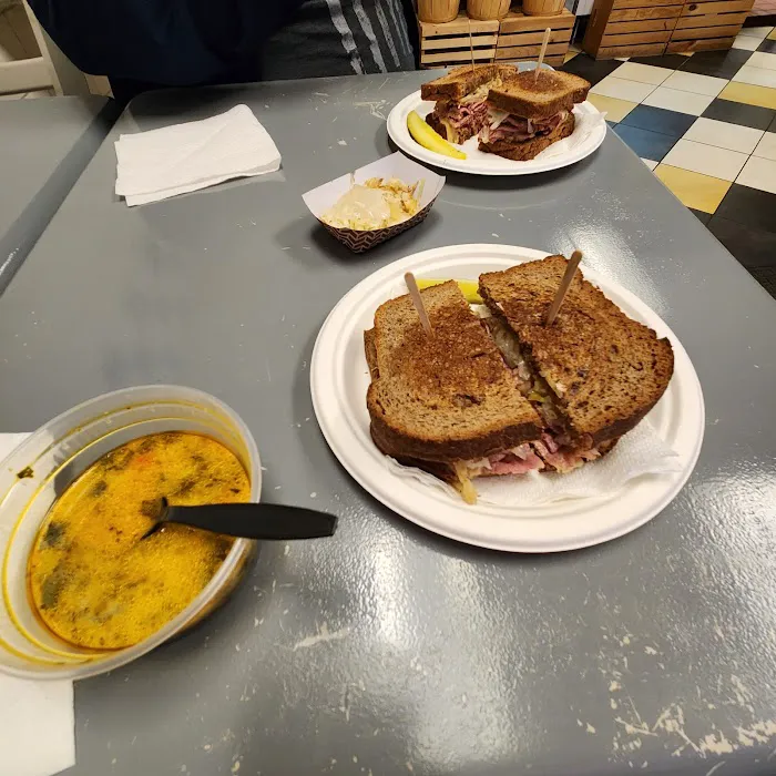 Ogi's European Bakery and Deli - Healthy Homemade Sandwiches, Cakes, Meals Picture 6