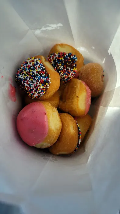 D J Donuts Picture 10
