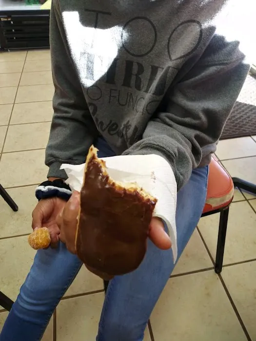 D J Donuts Picture 9