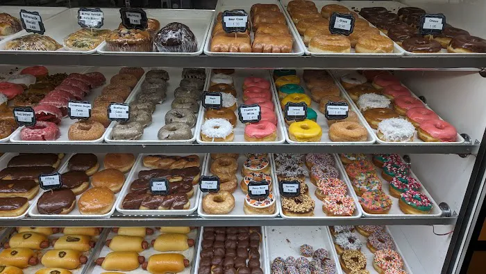 Bedford Hello Donuts Picture 4