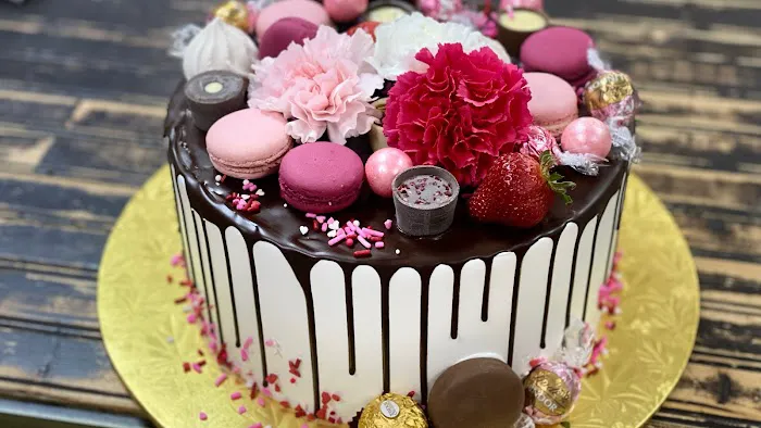 Claudia's Cakes Picture 2