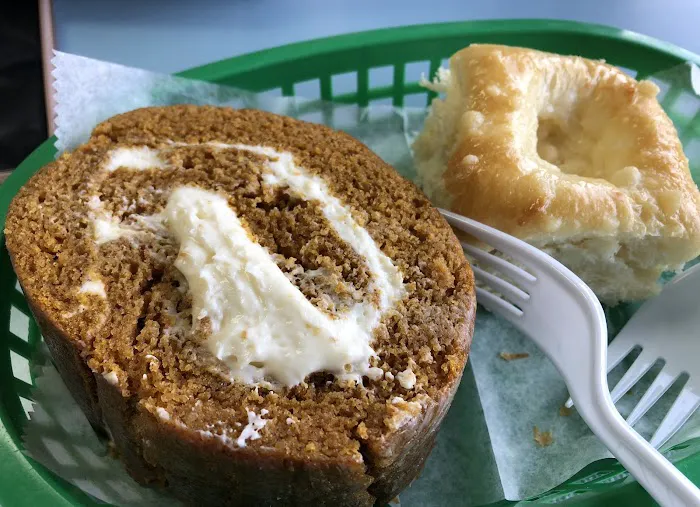 Busy B's Bakery & Donuts Picture 5