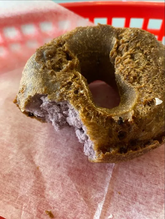 Busy B's Bakery & Donuts Picture 9