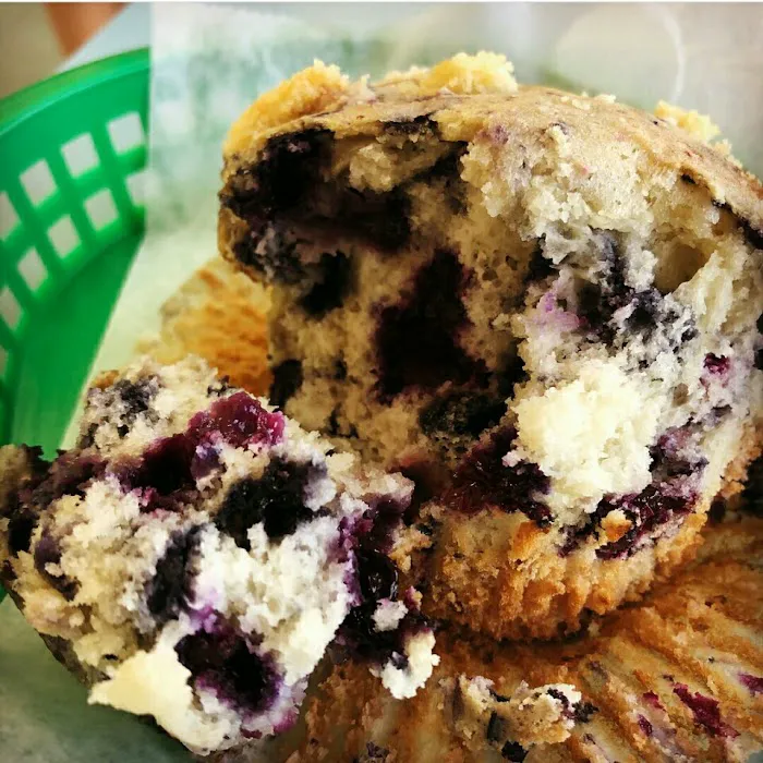 Busy B's Bakery & Donuts Picture 10