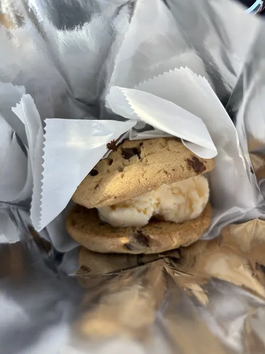 Tiff's Treats Cookie Delivery Picture 2