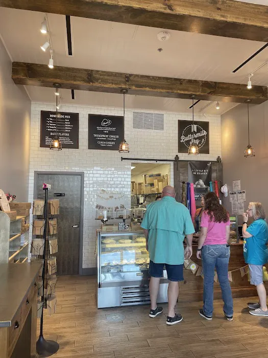 Buttermilk Sky Pie Shop Arlington Picture 1