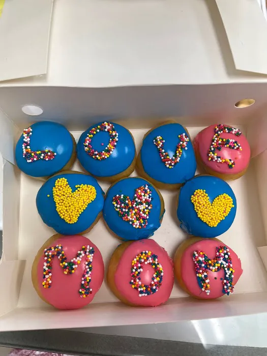 Donut House Picture 7