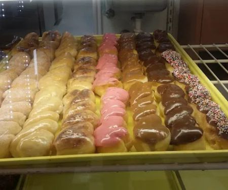 Donut Palace (Collins Donuts)