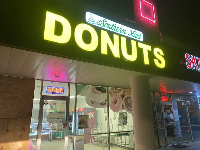 Southern Maid Donuts Picture 3