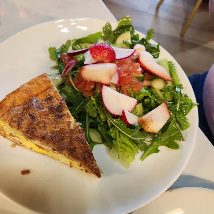 Lubellas patisserie LLC Picture 9