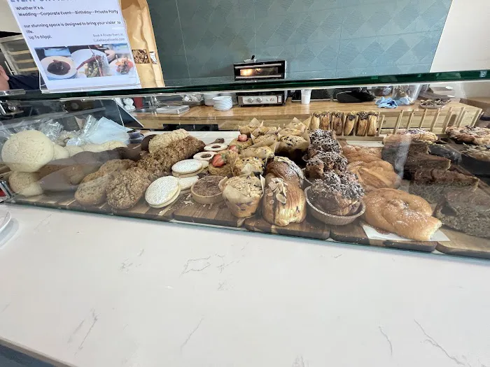 Lubellas patisserie LLC Picture 1