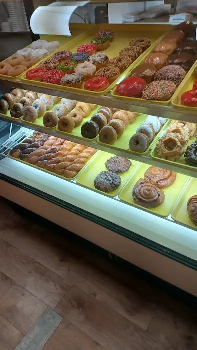 Southern Maid Donut Shop Picture 2
