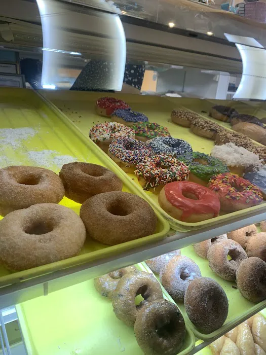 Southern Maid Donut Shop Picture 5