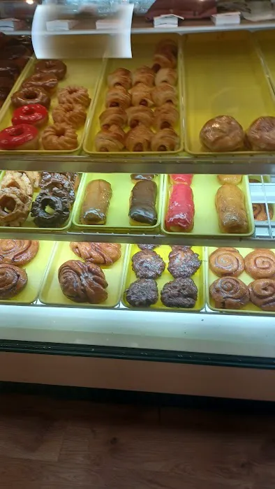 Southern Maid Donut Shop Picture 4