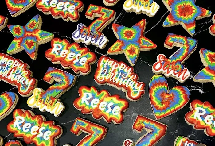 Love + Frosting Bakery LLC Picture 2
